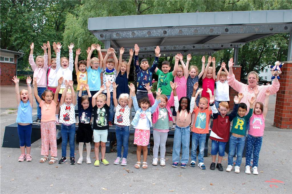Die Piraten-Klasse 1B an der Marktschule besuchen 26 Kinder. Klassenlehrerin ist Birge Godde.