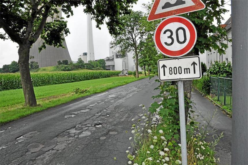 Diese maroden Straßen könnten saniert werden Die Planung zur Sanierung der Oestricher Straße hat laut Stadt begonnen.