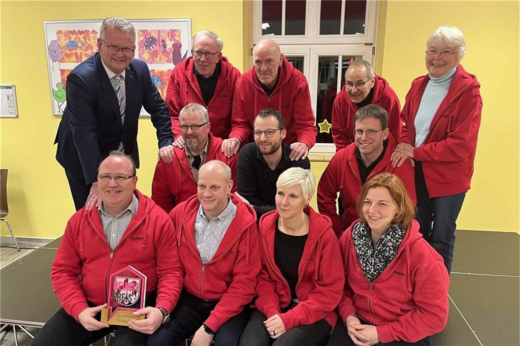 Ehrenamtspreis in Raesfeld: Zwei Jugendgruppen sind geehrt worden Die plattdeutsche Theatergruppe des Heimatvereins Erle ist mit dem Heimatpreis ausgezeichnet worden.