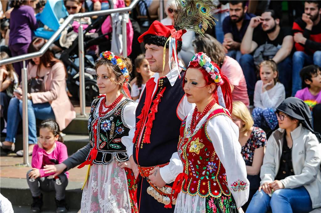 Die Polen sind hinter den Türken die zweitgrößte Gruppe der in Dortmund vertretenen Nationen. Hier machen sie bei einem Tanzfestival im Dietrich-Keuning-Haus mit.