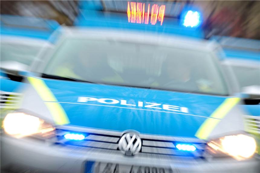 Die Polizei bittet bei der Suche nach einer vermissten Fröndenbergerin um Hilfe aus der Bevölkerung. (Symbolfoto)