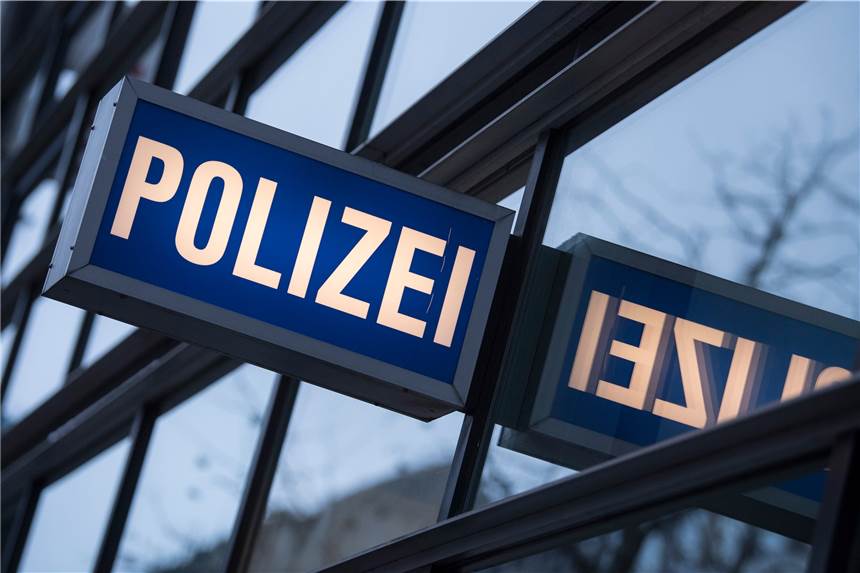 Rechtsextremismus bei der Polizei - „Keiner will als Verräter gelten“ Die Polizei steht aktuell wegen rechtsextremer Chatgruppen in der Kritik.