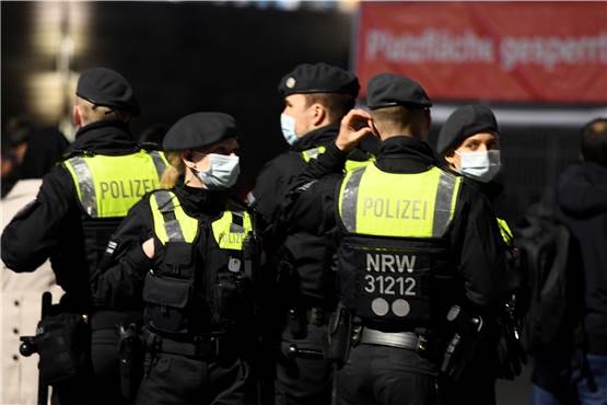 Silvester-Bilanz in NRW: Mehrere Verletzte und zwei Tote, darunter ein Polizist