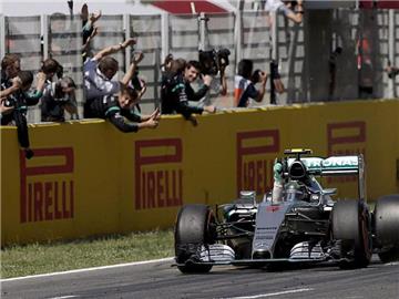 Die Presse lobte den siegreichen Nico Rosberg. Foto: Alberto Estevez