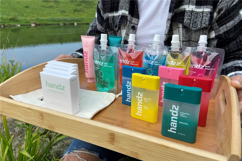 Riecht nicht wie Tequila: Buntes Desinfektions-Spray aus Castrop-Rauxel Die Produkte von handz aus Castrop-Rauxel reinigen und desinfizieren, erinnern aber nicht an Krankenhäuser und Zahnarztpraxen.