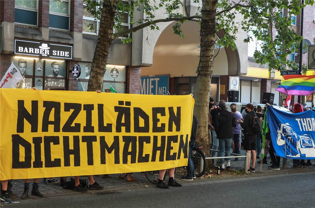 Die Proteste gegen einen Thor-Steinar-Laden flammten in Dortmund 2020 wieder auf.