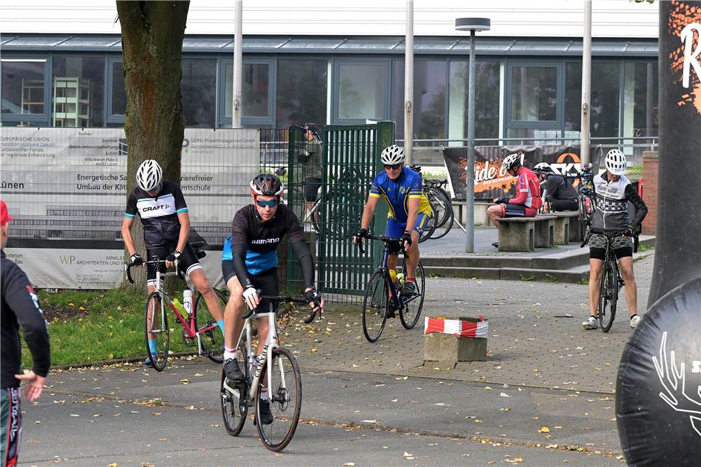 Die Radsportler Lünens freuten sich über das RTF- und Gravel-Event mit Start an der Dammwiese.