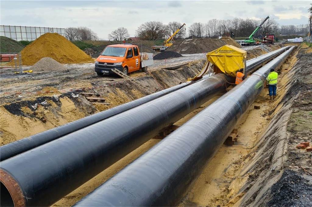 Grubenwasser: Das Pro und Contra zur Einleitung in die Lippe Ein Bauunternehmen verlegt zwei riesige Leitungen für das Grubenwasser.