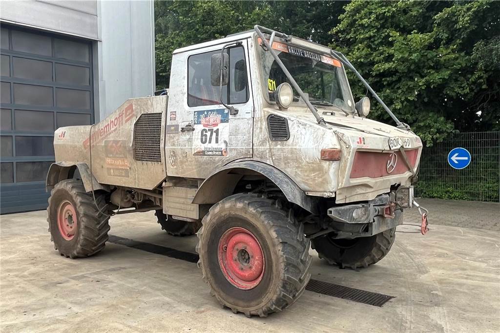Alfred Wemhoff bei einer Geländerallye mit seinem Unimog.