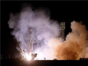 Die Raumkapsel mit Oleg Kotow, Sergej Rjasanski und Michael Hopkins hatte in der Nacht vom Weltraumbahnhof Baikonur abgehoben. Foto: Yuri Kochetkov