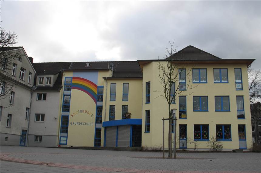 Schüler in und rund um Mengede können sich auf Verbesserungen freuen Die Regenbogen-Grundschule in Mengede soll erweitert werden.