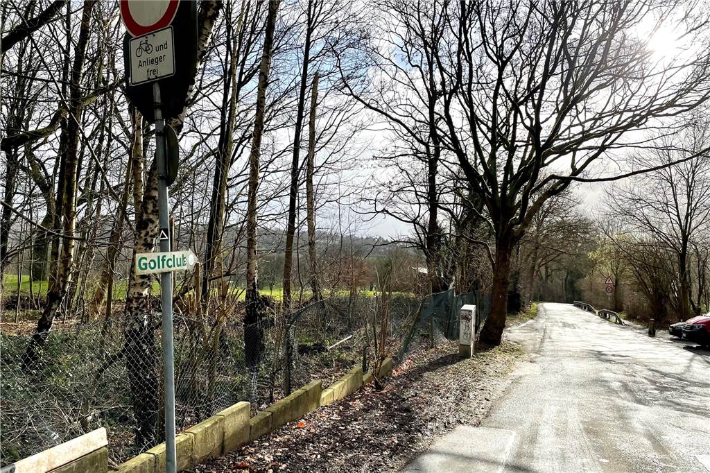 „Vorsicht Kinder“-Schilder an der Reichsmarkstraße sind plötzlich verschwunden Die Reichsmarkstraße ist eine Anliegerstraße.