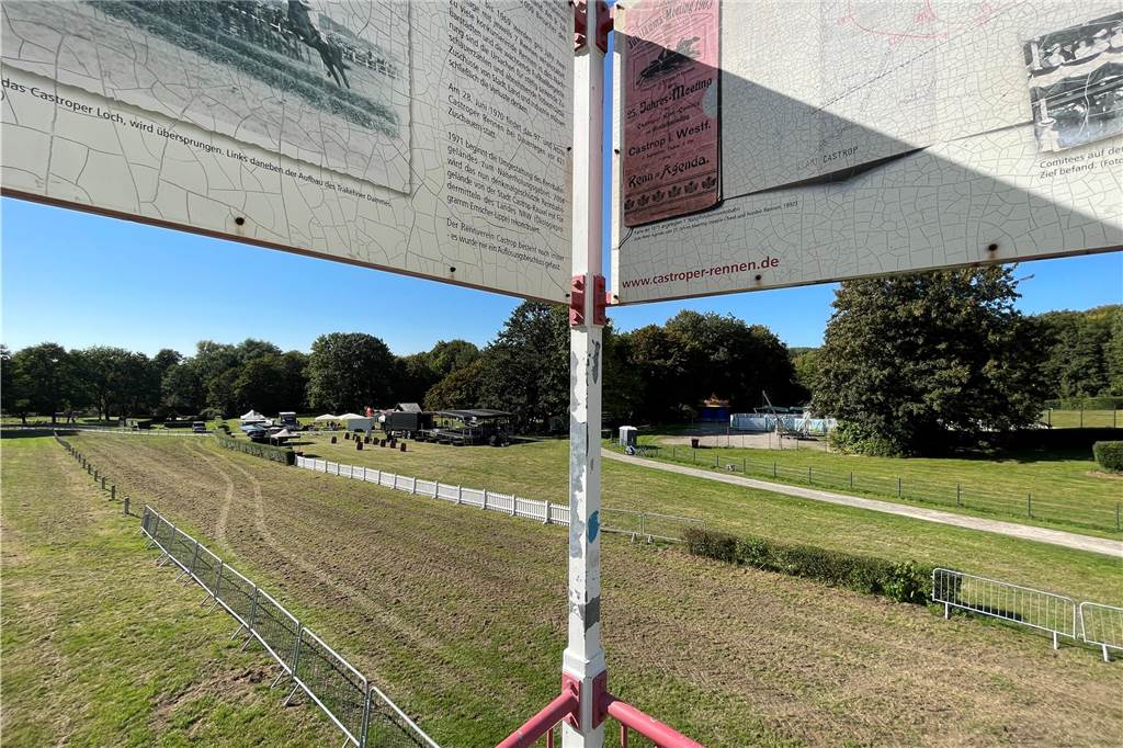 Die Rennbahn macht sich schön und startklar für das Castroper Pferderennen, das erste seit 53 Jahren.