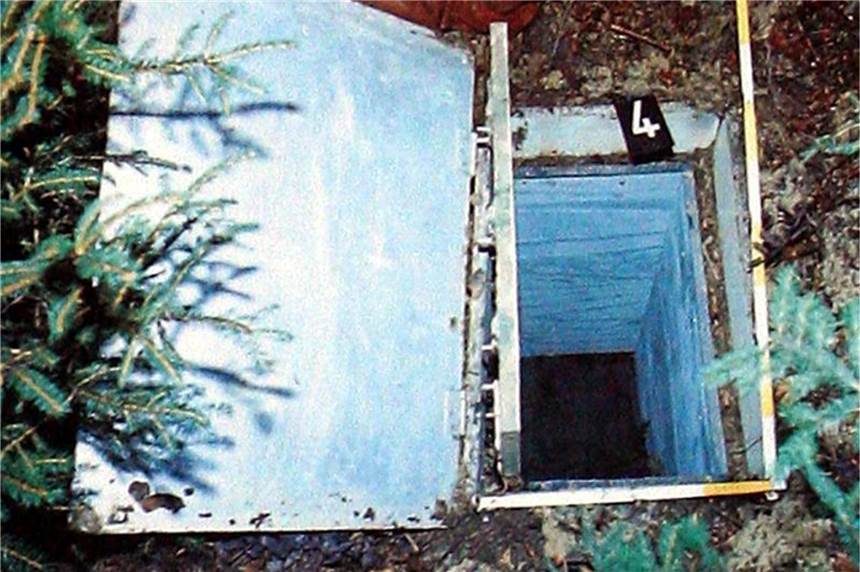 Fall Ursula Herrmann jährt sich zum 40. Mal Die Reproduktion zeigt die Kiste, in der 1981 das zehnjährige Entführungsopfer Ursula Herrmann aus Eching am Ammersee erstickte.