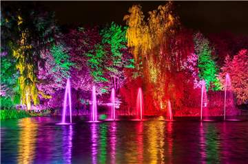Die Route der Illumination führt durch die abgelegenen Waldabschnitte des Maxiparks Hamm.