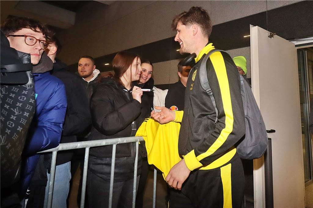 Die Rückkehr der BVB-Profis aus Hoffenheim.