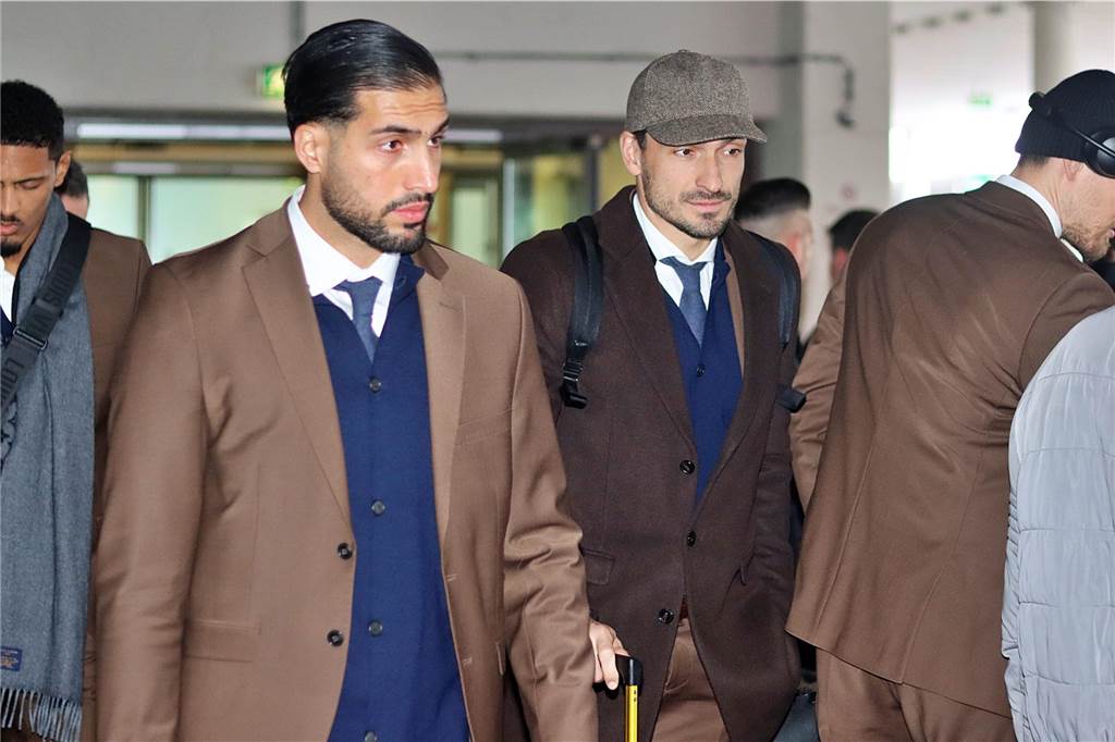 Die Rückkehr der BVB-Profis aus London.