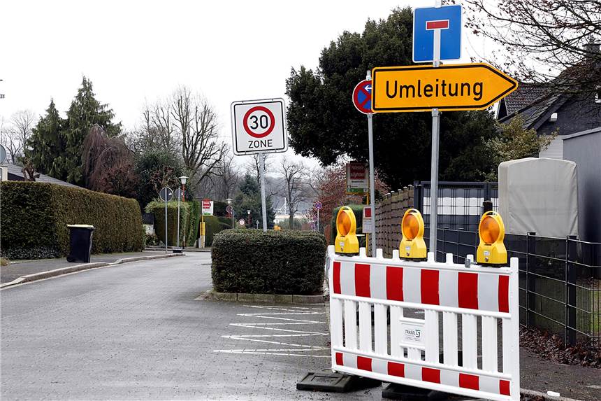 Ab Montag: Neue Straßensperrungen in Haltern-Mitte und Lavesum Die Sanierung der Seestraße geht weiter. Dazu wird sie abschnittsweise erneut gesperrt.