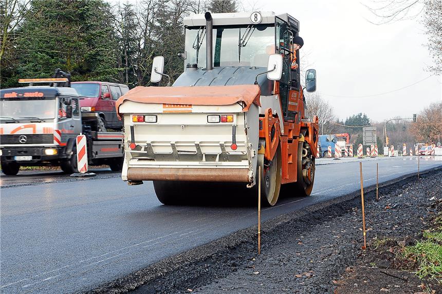 Baustelle am Drügen Pütt dauert noch wochenlang Die Sanierung im Kreuzungsbereich von Münsterstraße und Sythener Straße in Sythen wird in diesem Jahr nicht mehr abgeschlossen.