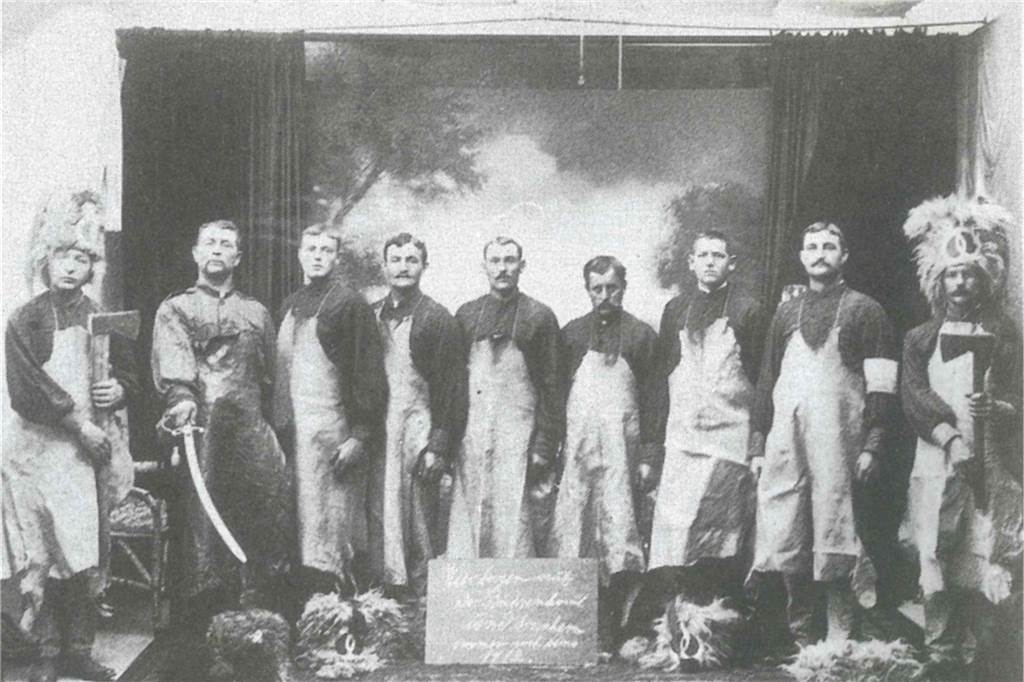 Sappeure bilden die Spezialeinheit der Halterner Schützengilde Die Sappeure 1912 beim Junggesellenschützenfest