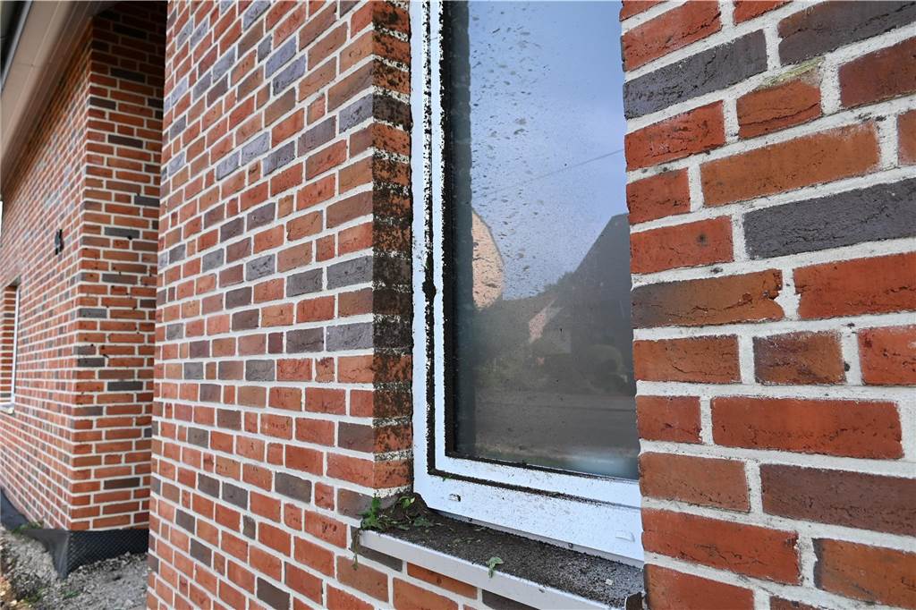 Die Schäden am Neubau sind immens.