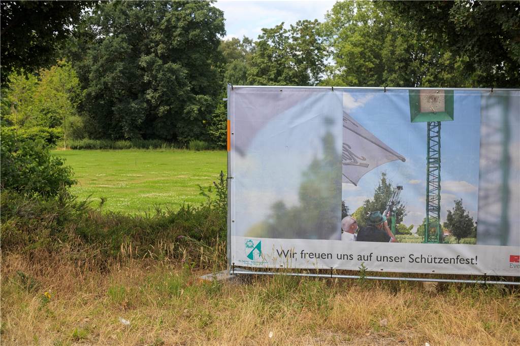 Neustart für Oedinger St. Jakobi-Schützen auf der Schlingewiese Die Schlingewiese (hinten) feiert als Festplatz am Samstag Premiere.