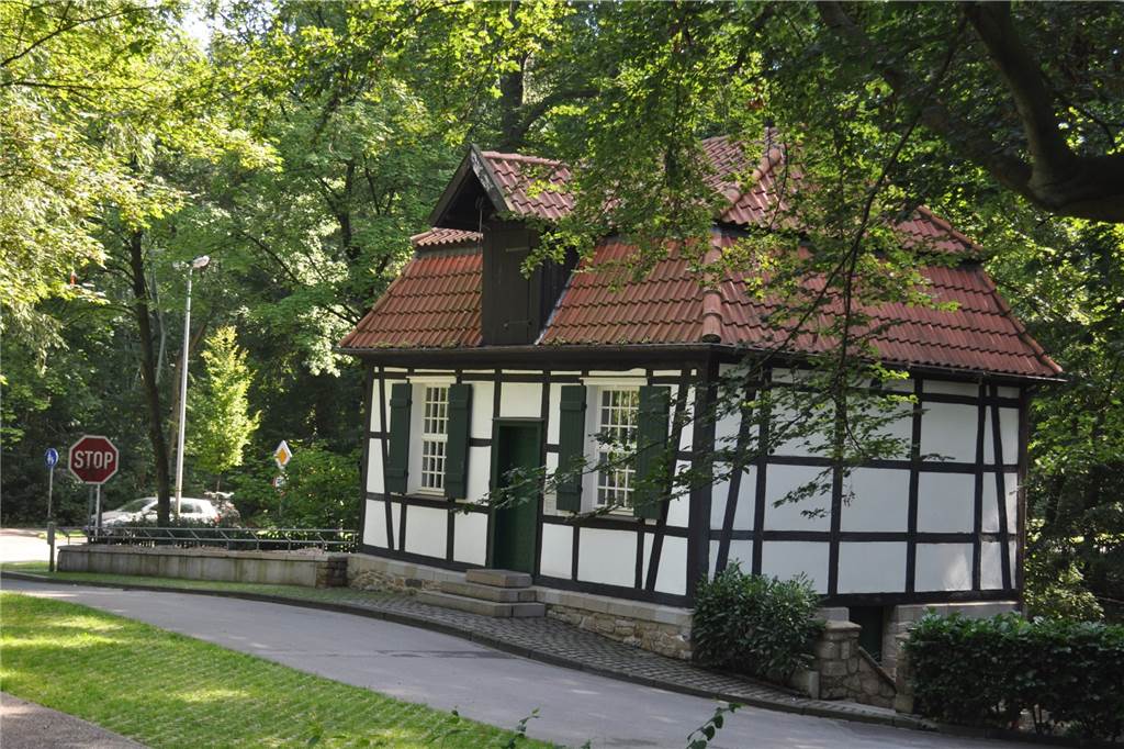 Liebesglück für Jürgen und Barbara Ortlepp: Ja-Wort in Lüner Schlossmühle Die Schlossmühle in Lippholthausen steht unter Denkmalschutz. Sie ist ein beliebter Trauort in Lünen.