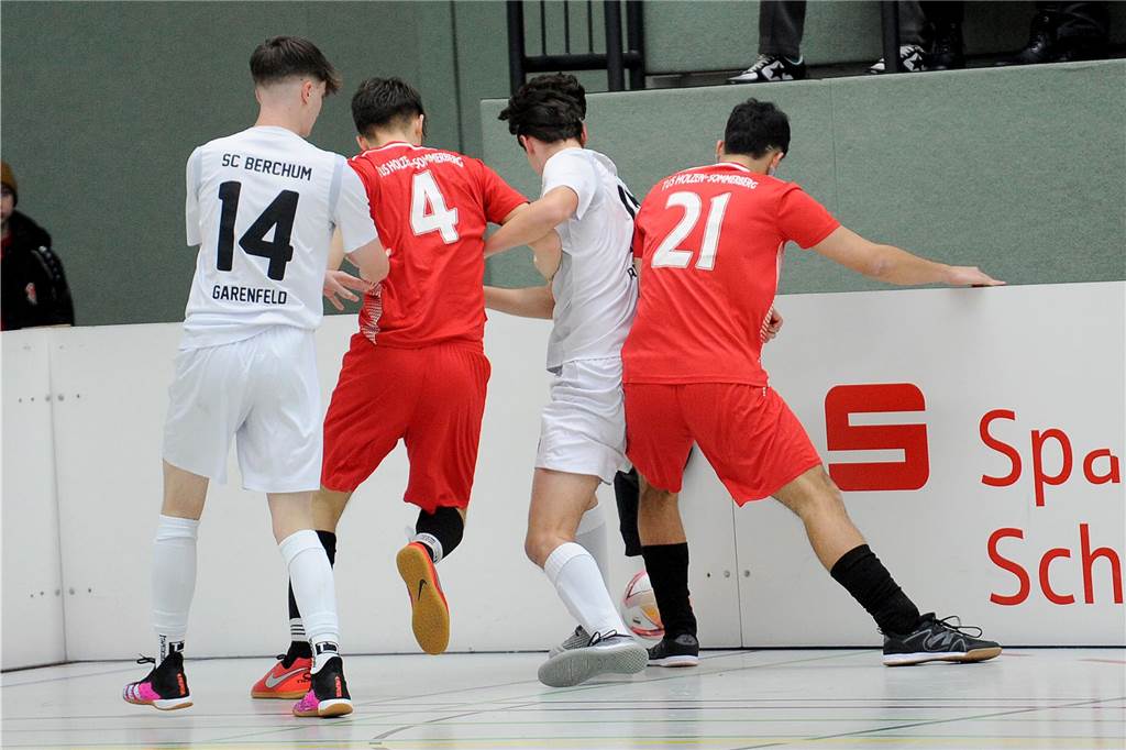 Die schönsten Bilder der A-Jugend Stadtmeisterschaft aus der Alfred-Berg-Sporthalle.