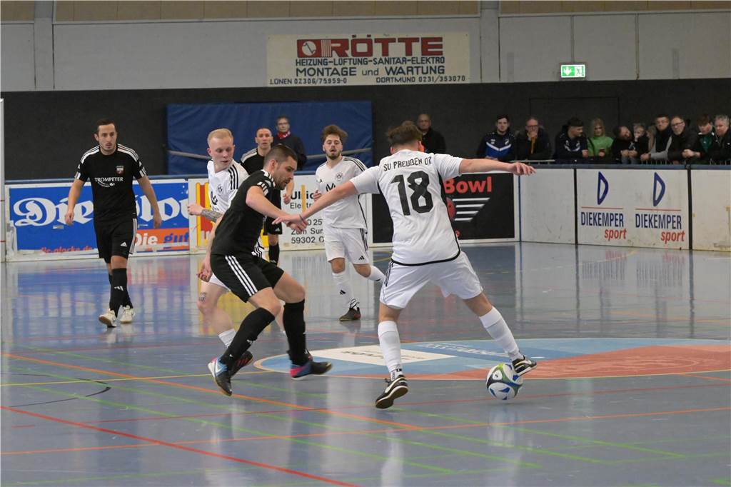 Die schönsten Bilder der Vorrunde aus der Rundsporthalle Lünen.