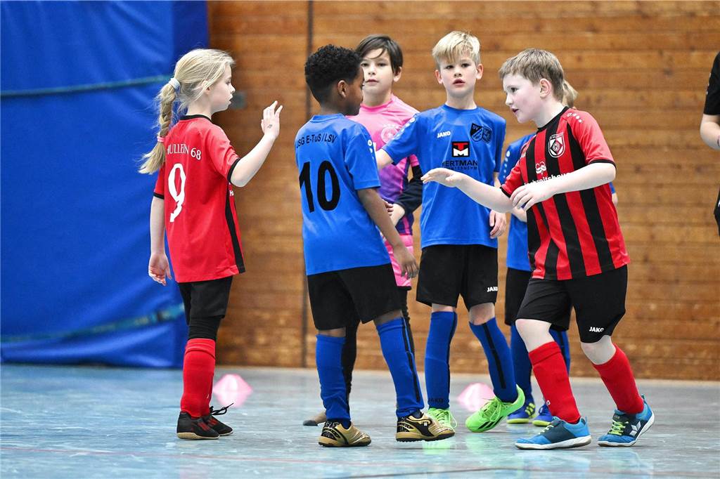 Die schönsten Bilder vom F-Jugend-Hallenturnier in Haltern. BW Lavesum richtete das Spielfest in der Dreifachhalle aus.