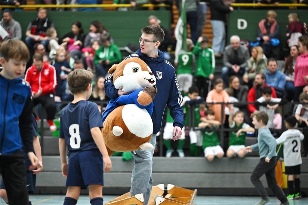 Die schönsten Bilder vom F-Jugend-Hallenturnier in Haltern. BW Lavesum richtete das Spielfest in der Dreifachhalle aus.