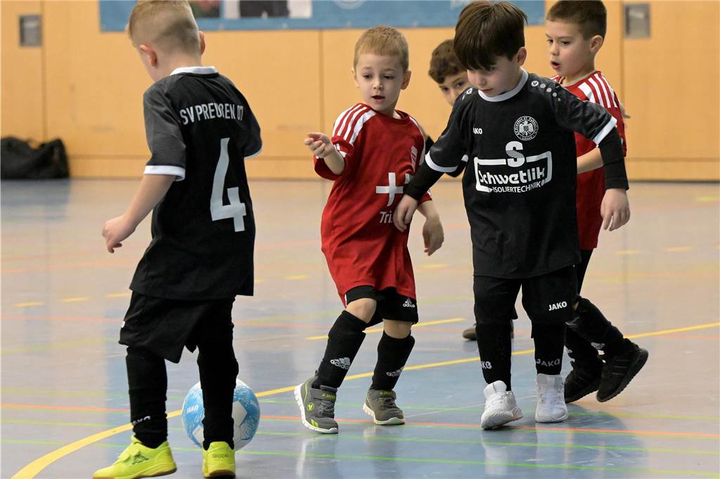 Die schönsten Bilder vom Mini-Spielfest bei der Hallenstadtmeisterschaft Lünen.