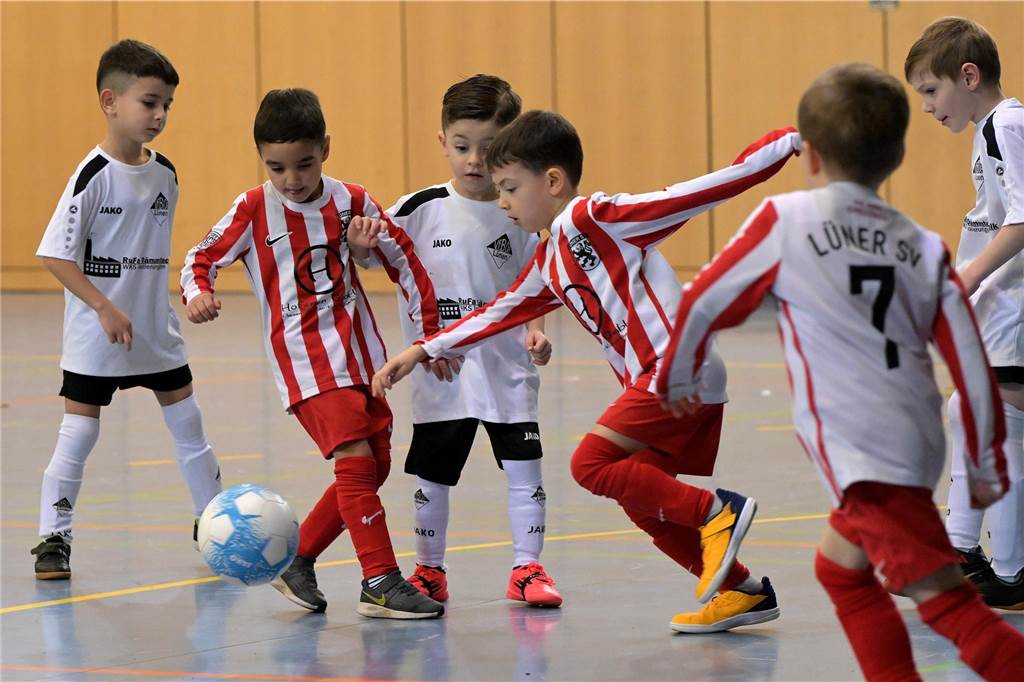 Die schönsten Bilder vom Mini-Spielfest bei der Hallenstadtmeisterschaft Lünen.