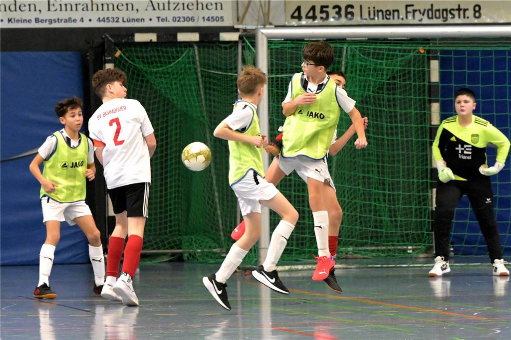 Die schönsten Bilder von der Lüner Hallenstadtmeisterschaft der D-Jugend. Westfalia Wethmar setzte sich die Krone auf.