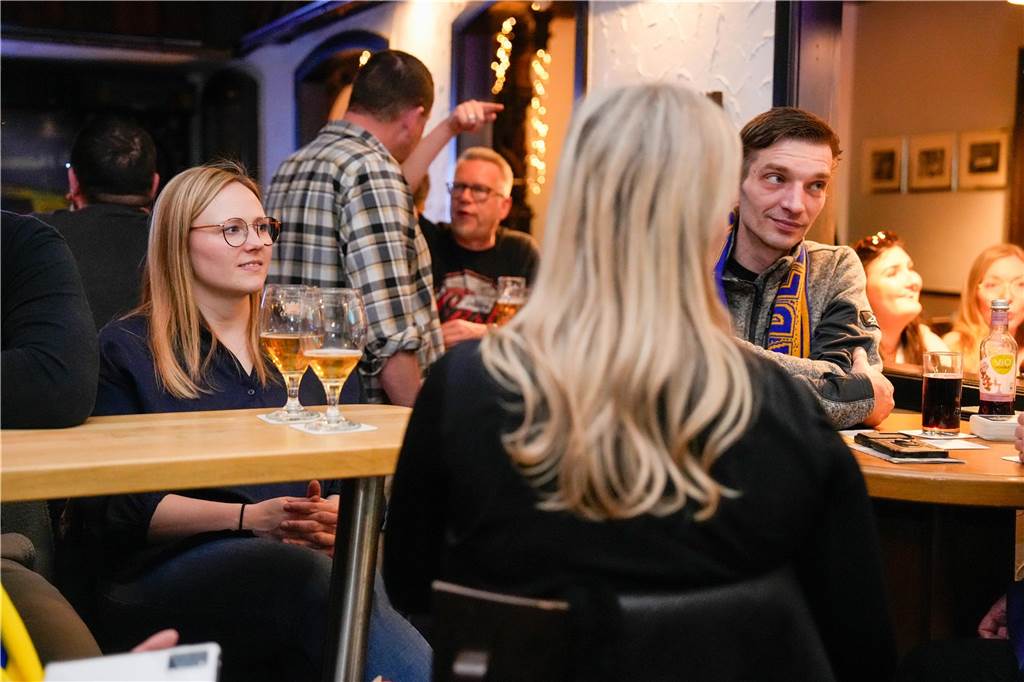 Die schönsten Fan-Fotos vom Playoff-Finale der Eisadler Dortmund.