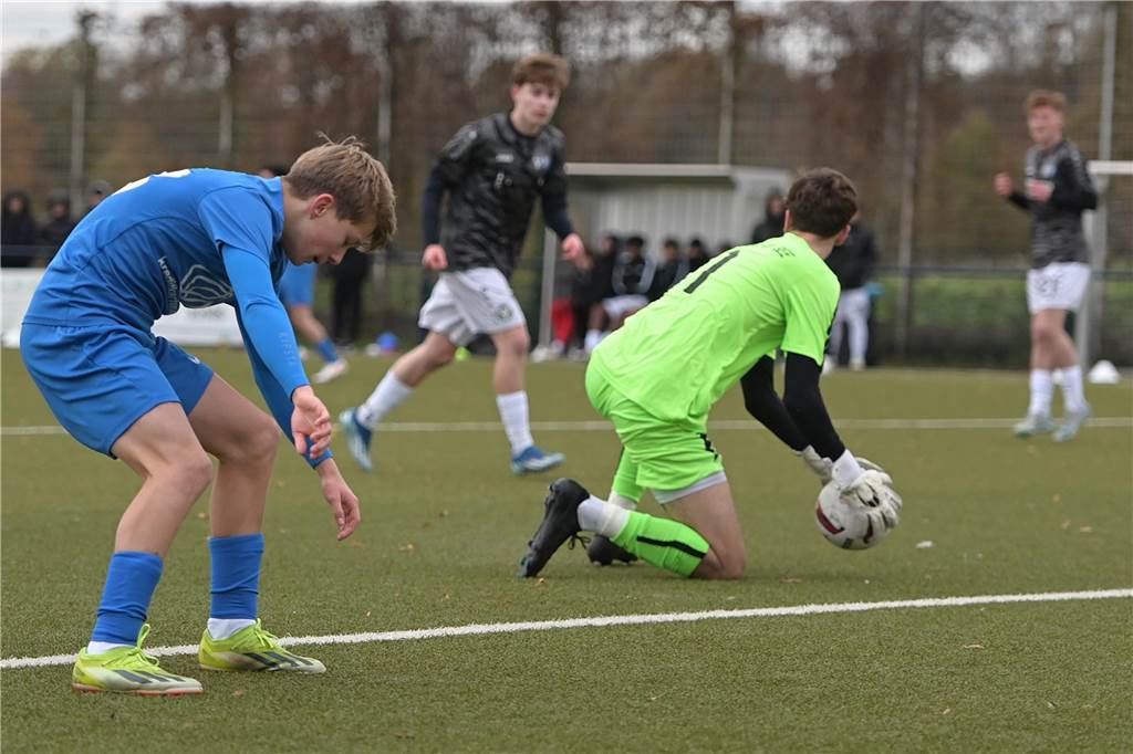 Die schönsten Fotos des Kreispokal-Finales der A-Junioren zwischen VfB Waltrop und TuS Haltern auf der Bezirkssportanlage in Marl in unserer Galerie.
