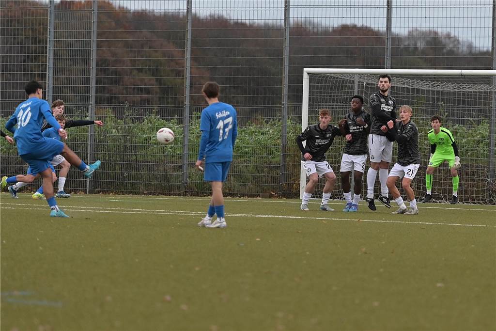 Die schönsten Fotos des Kreispokal-Finales der A-Junioren zwischen VfB Waltrop und TuS Haltern auf der Bezirkssportanlage in Marl in unserer Galerie.