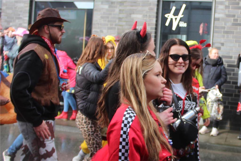 Die schönsten Impressionen vom Raesfelder Rosenmontagszug.