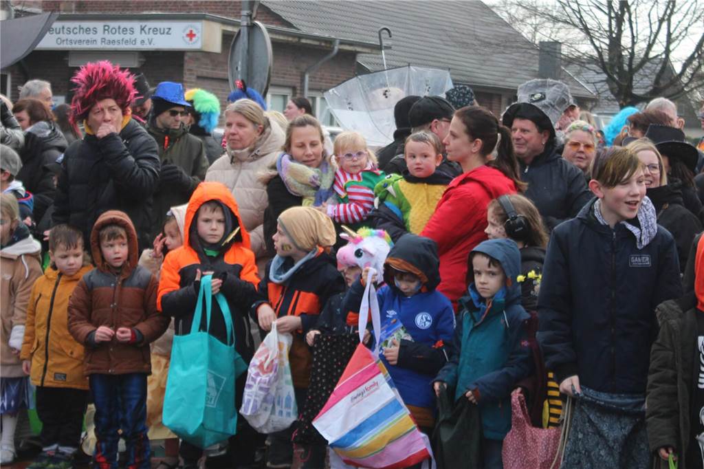 Die schönsten Impressionen vom Raesfelder Rosenmontagszug.