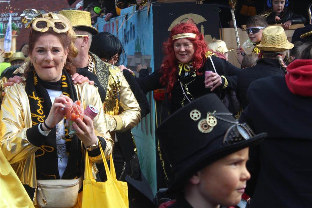 Die schönsten Impressionen vom Raesfelder Rosenmontagszug.