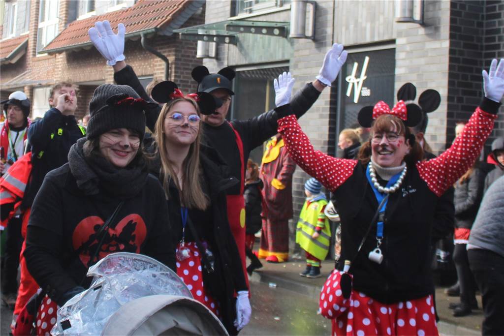 Die schönsten Impressionen vom Raesfelder Rosenmontagszug.