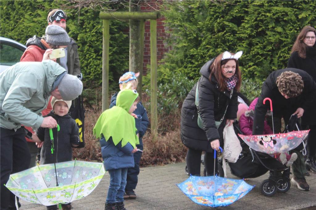Die schönsten Impressionen vom Raesfelder Rosenmontagszug.