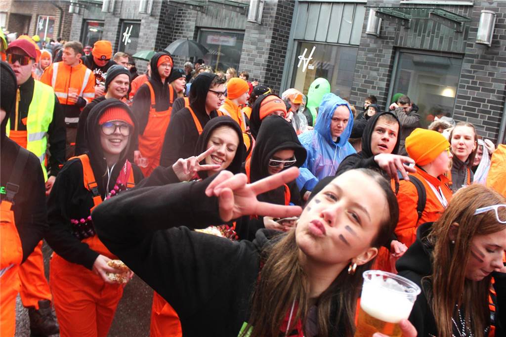Die schönsten Impressionen vom Raesfelder Rosenmontagsumzug.
