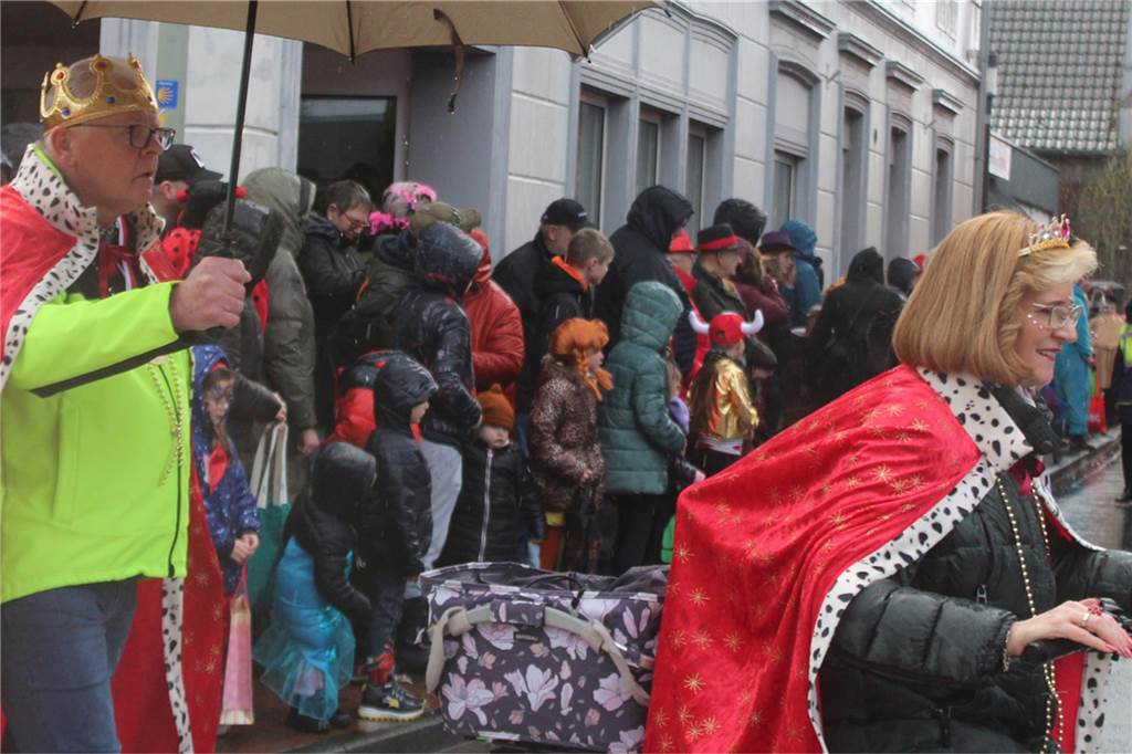 Die schönsten Impressionen vom Raesfelder Rosenmontagszug.