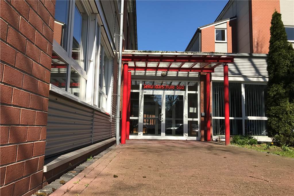 Trotz Masken: Castrop-Rauxels Schulen demonstrieren Zuversicht vor dem Start Die Sekundarschule Castrop-Rauxel