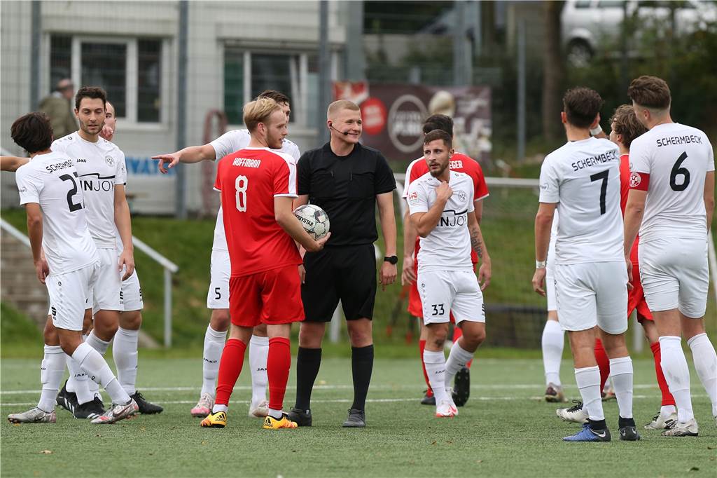 Droht Sleiman Salha jetzt gar eine Sperre? Beim SV Schermbeck herrscht Frust 1. FC Kaan-Marienborn - SV Schermbeck