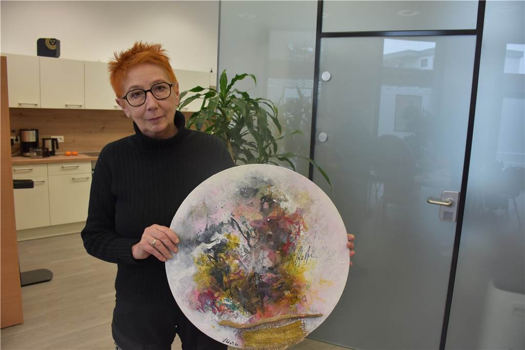 Kunst gegen die Trauer: Anna Schüler lädt in Selm zum gemeinsamen Malen Die Selmer Künstlerin Anna Schüler wagt noch Mal etwas Neues.