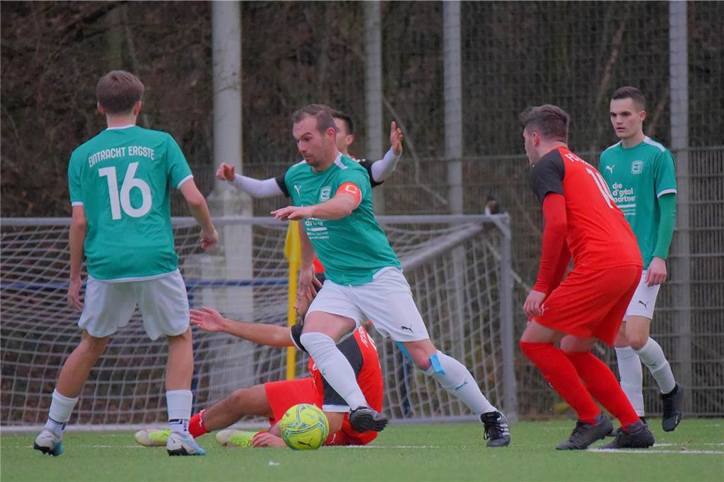 Die SG Eintracht Ergste hat beim FC Iserlohn II mit 1:2 verloren.