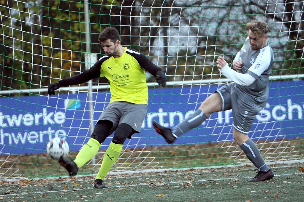 Die SG Eintracht Ergste hat gegen die Sportfreunde Sümmern II mit 2:0 gewonnen.