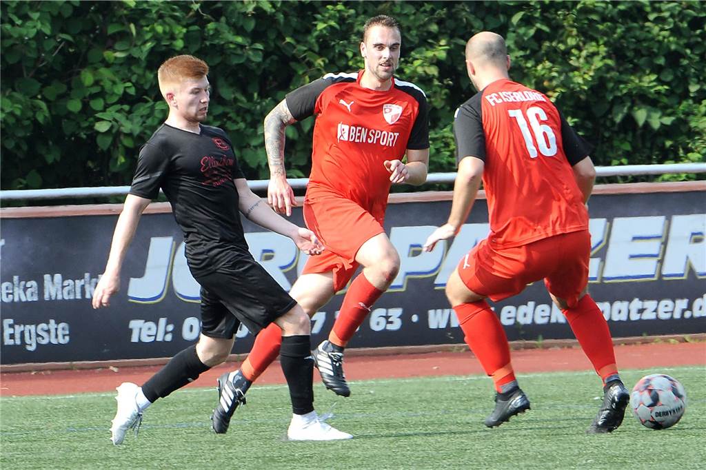 Die SG Eintracht Ergste hat sich vom FC Iserlohn II mit einem 2:2-Unentschieden getrennt.